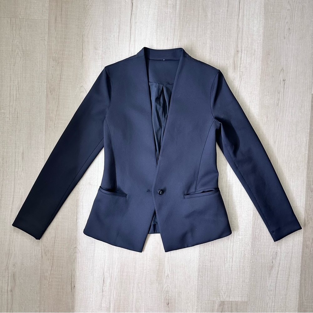 Lululemon Power Date Blazer in black